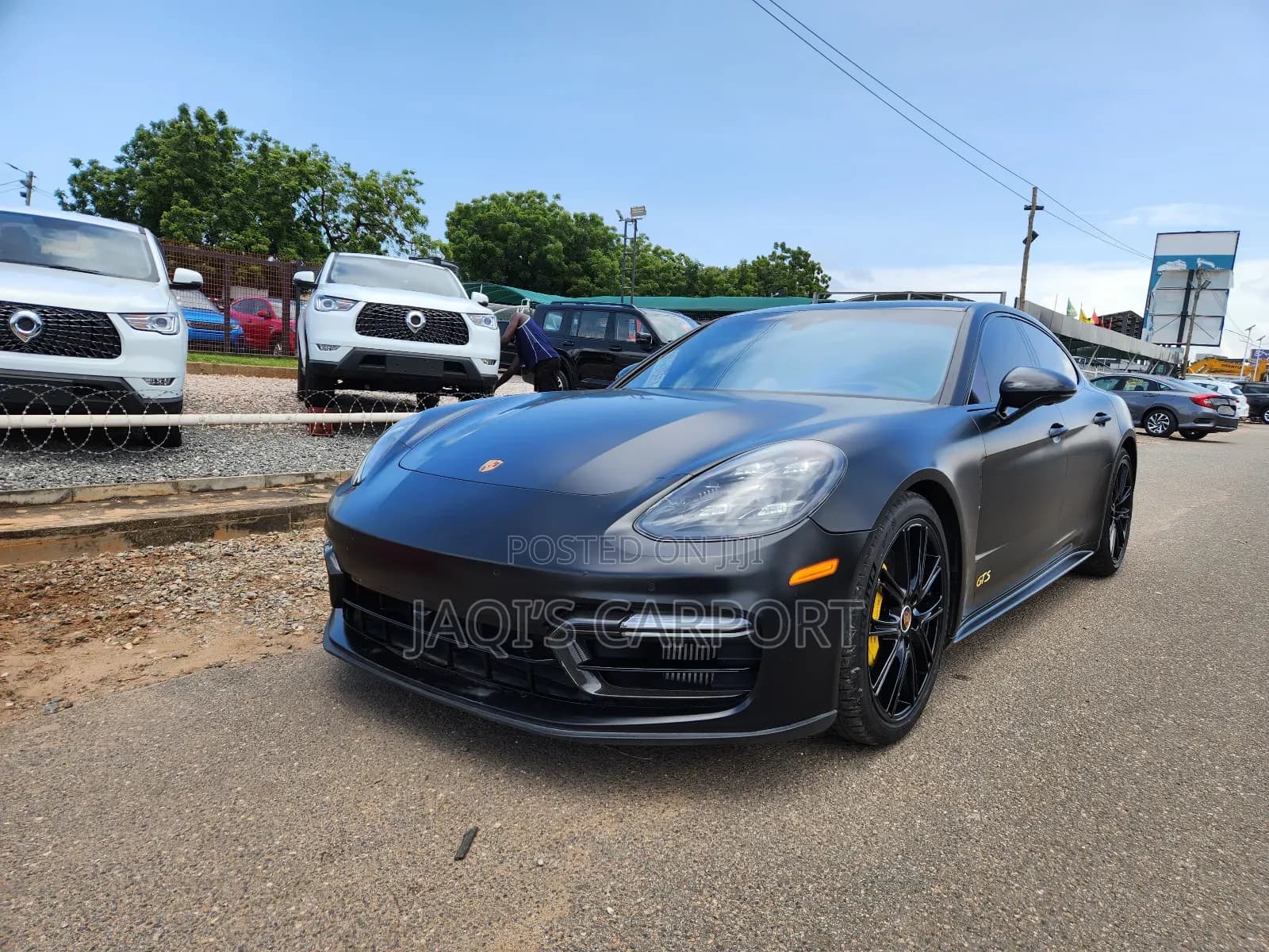 Photo of Porsche Panamera GTS Black