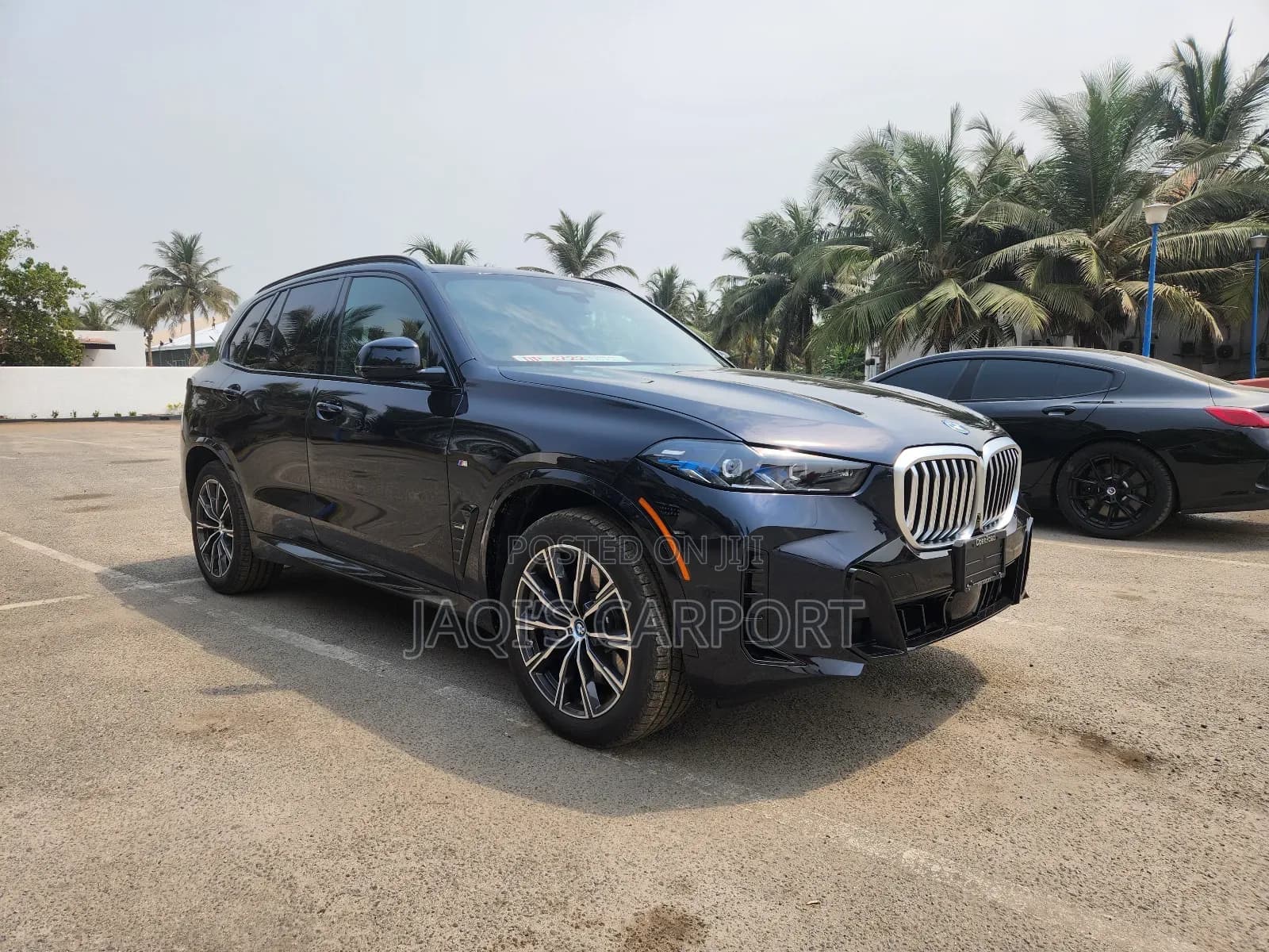 Photo of BMW X5 M60i Black
